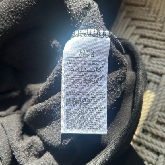 Old Navy Pokemon Sweatshirt in Black Size Youth Boys Large - Picture 7 of 8